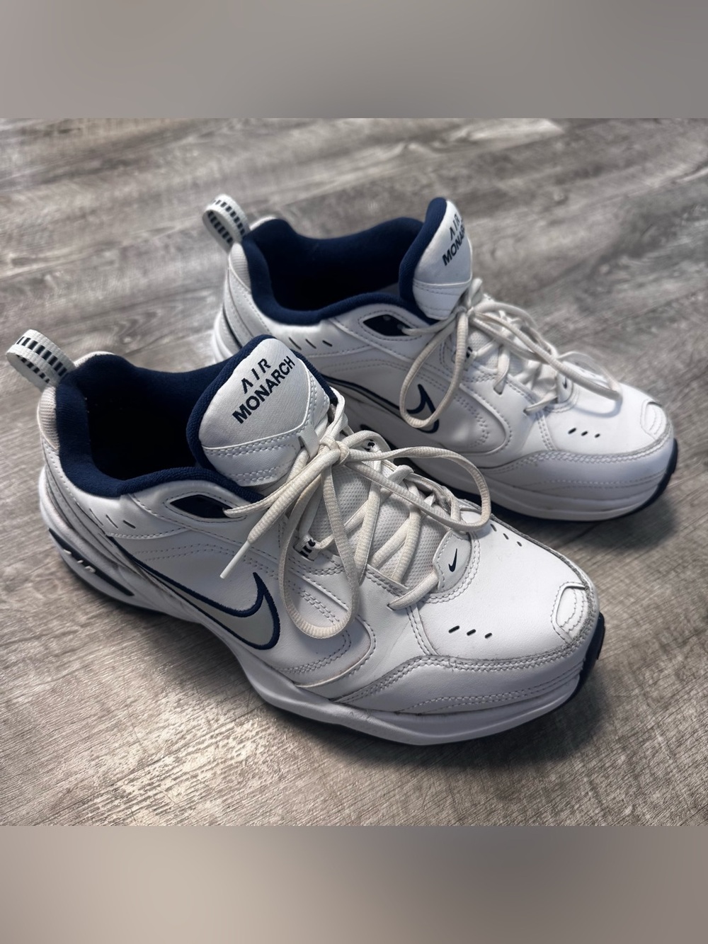 Nike Air Monarch IV 4E Wide White Sz. 10.5 Men’s